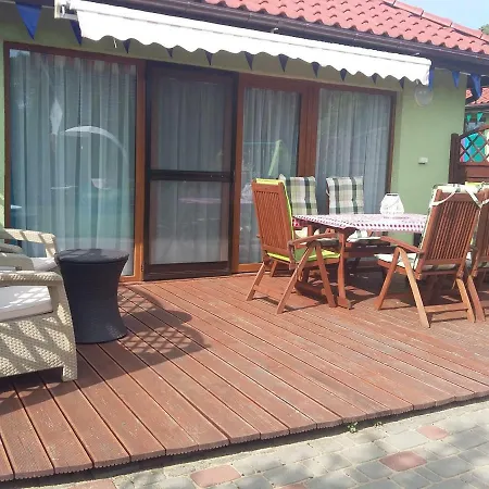 Domki Wakacyjne W Debinie Debina (Ustka)