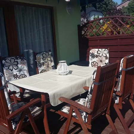 Domki Wakacyjne W Debinie Prázdninový dům